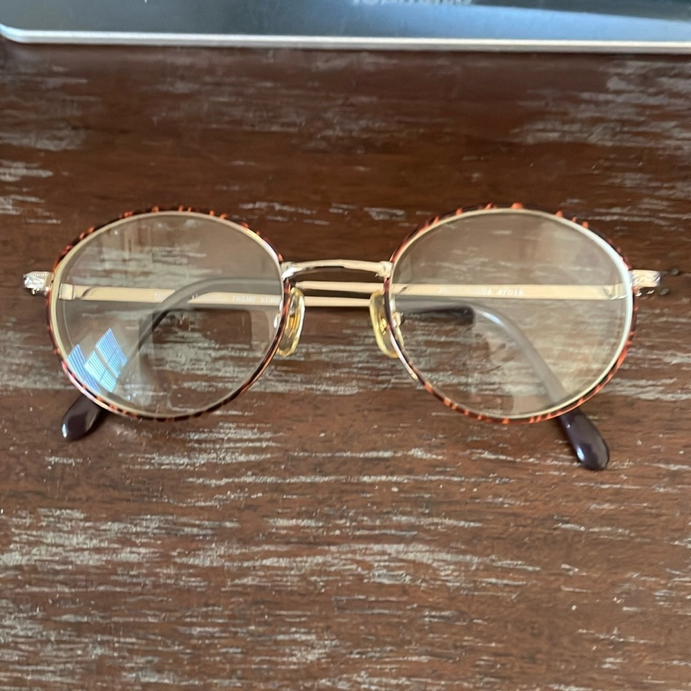 Heartland collection HC362 YG/DA gold metallic and brown fill rim eyeglasses